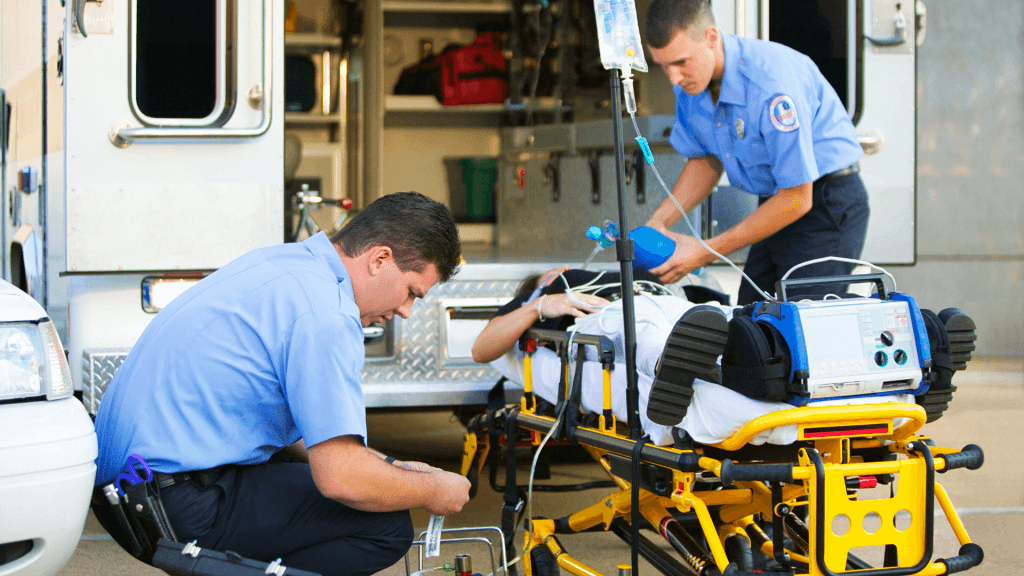 İlkyardımcı Ambulans Gelene Kadar Neler Yapmalıdır?